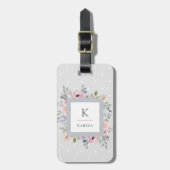 roze Waterverf Floral en Monogram op grijs Bagagelabel (Voorkant verticaal)