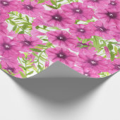 Roze waterverf petunia-bloempatroon cadeaupapier (Hoek)
