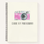 Roze Waterverf Retro camera fotograaf Logo Notitieboek (Voorkant)