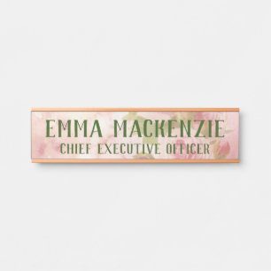 Roze Waterverfrozen Hangen Deur Bord Naamplaat