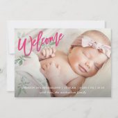 Roze welkomstscript met foto Baby Girl Birth Aankondiging (Voorkant)