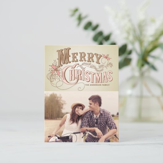 Roze Westerne Typografie Vrolijke Kerstfoto Feestdagenkaart (Staand voorkant)