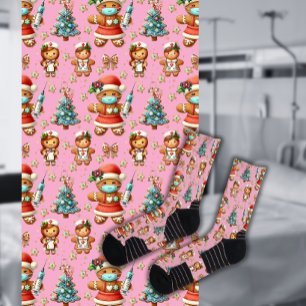 Roze Whimsical Kerst Gingerbread Meisjes Verpleegs Sokken