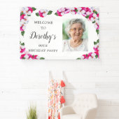 Roze White Floral 80th Birthday Welcome Spandoek (Insitu)