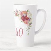 Roze White Peony Flower Happy Birthday Number Latte Mok (Rechts)