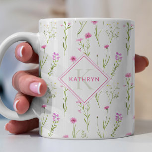 Roze Wilde Bloem Geïllustreerde Monogram Koffiemok