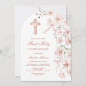 Roze wilde bloemen en bogen boog eerste communie kaart (Voorkant)