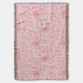Roze wilde bloemen werpdeken met monogram deken (Voorkant Verticaal)