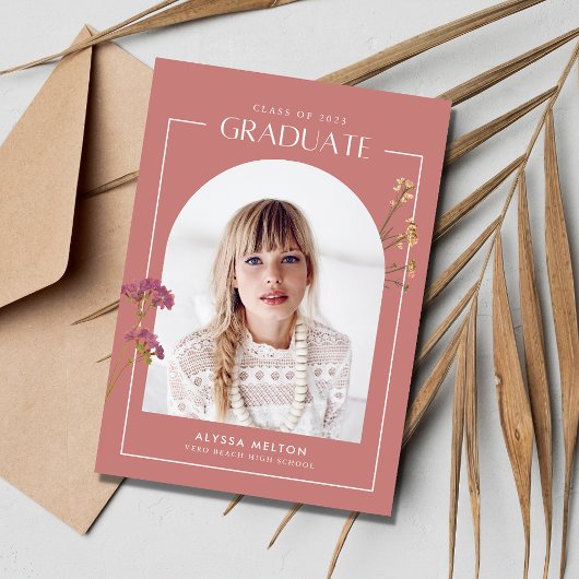 Roze Wildflower Girls High School Afstuderen