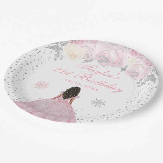 Roze Winter Donkere Huid Prinses Verjaardagsfeest Papieren Bordje (Gekanteld)