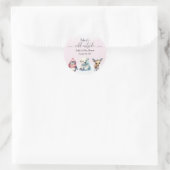 Roze Winter Koud Buiten Meisje Baby shower Ronde Sticker (Tas)