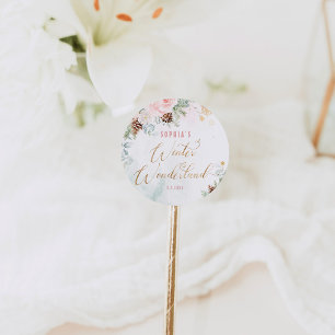 Roze winter wonderland meisje verjaardag ronde sticker