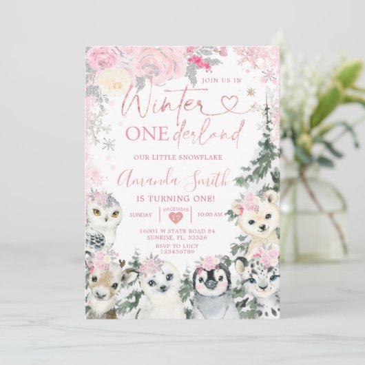 Roze winterdier Onederland Snowflake Birthday Kaart (Staand voorkant)