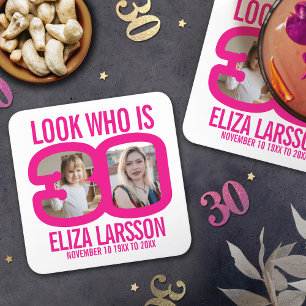 Roze wit 30ste verjaardag twee foto's kijken wie i kartonnen onderzetters