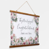 Roze Wit Bloemen Elegant Verloving Banner Hangend Wandkleed (Gebogen)