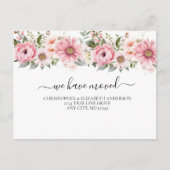 Roze Wit Bloemen Script Bewegen Aankondigingskaart (Voorkant)