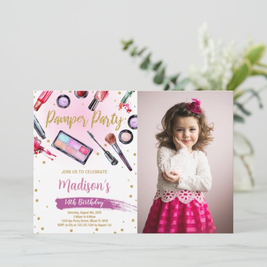 Roze Wit Foto Pamper Party Verjaardagsuitnodiginge Kaart (Staand voorkant)