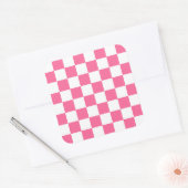 Roze wit geruit controlepatroon vierkante sticker (Envelop)