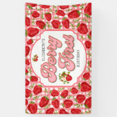 Roze Witte Aardbei Patroon Berry Eerste Verjaardag Spandoek (Verticaal)