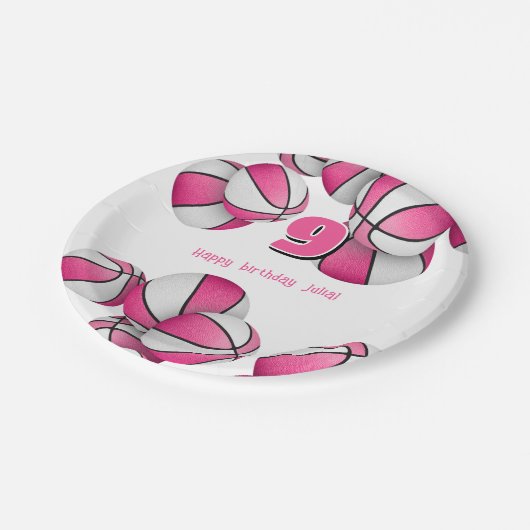 Roze Witte Basketballen Meisjes Verjaardagsfeest Papieren Bordje (Gekanteld)