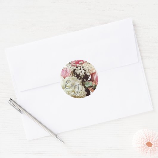 Roze & Witte Bloemen bruiloft Ronde Sticker (Envelop)