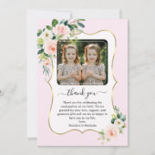 Roze Witte Bloemen Tweeling Meisjes Fotobevestigin Bedankkaart (Voorkant)