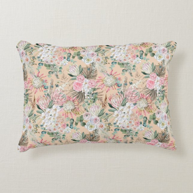 Roze Witte Bloemige Boho Eucalyptus Trendy Accent Kussen (Voorkant)