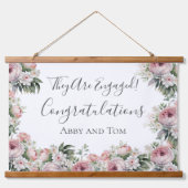 Roze Witte Bloemige Elegante Verlovingsbanner Hangend Wandkleed (Voorkant)