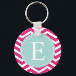 Roze witte Chevron Mint Blauwgroen Monogram Sleutelhanger<br><div class="desc">Pas dit levendige roze en witte chevron patroon en pastel turquoise monogram met uw initiaal aan.</div>