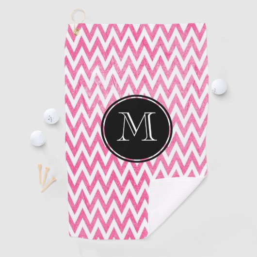 Roze witte Chevron-monogram Golfhanddoek (Insitu)