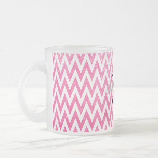 Roze witte Chevron-monogram Matglas Koffiemok (Links)