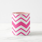 Roze Witte Chevron Zigzag Patroon Ontwerp Mok (Midden)