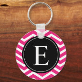 Roze witte Chevron zwart monogram Sleutelhanger (Voorkant)
