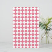 Roze Witte Diamant Schaken Patroon Briefpapier (Staand voorkant)