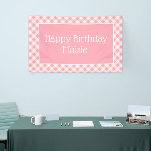 Roze Witte Gingham Little Girl's Happy Birthday Spandoek (Beurs)