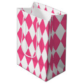 Roze Witte Harlequin Diamonds Checkers Ontwerp Medium Cadeauzakje (Voorkant Gekanteld)