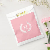 Roze witte hitte Laurel Wreated Initiaal Monogram Bedankzakje (Gezegeld)