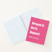Roze witte inspirerende quote droom het doe het notitieboek (Binnen)
