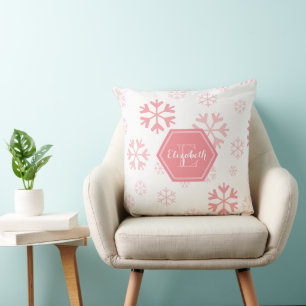 Roze witte op maat gemaakte monogram sneeuwvlokken kussen