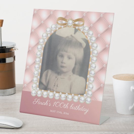 Roze witte parels 100e verjaardag  foto reclamebord met voetstuk (Insitu)