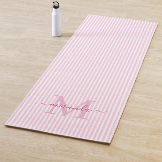 Roze & Witte Strepen Monogram Naam Yogamat (In situ)