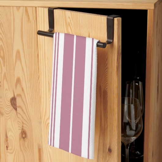 Roze Witte Verticale Strepen Patroon Theedoek (Derde Gevouwen)