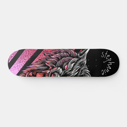 Roze Wolf Head Monogram Skateboard (Horizontaal)