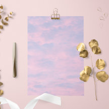 Roze wolken in blauw-hemelpapier