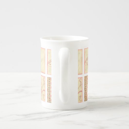 Roze Woodblock Tekeningen van Chariklia Zarris Porselein Kop (Achterkant)