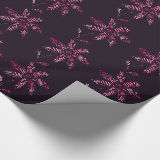 Roze Word Cloud June Flower Cadeaupapier (Hoek)