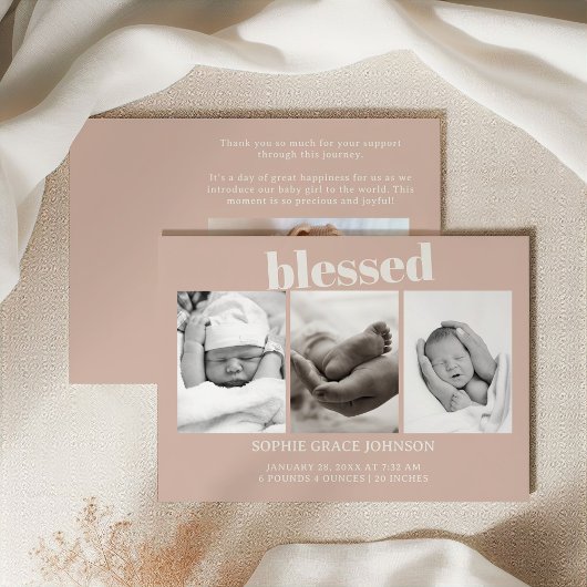Roze zandsteen typografie baby shower aankondiging