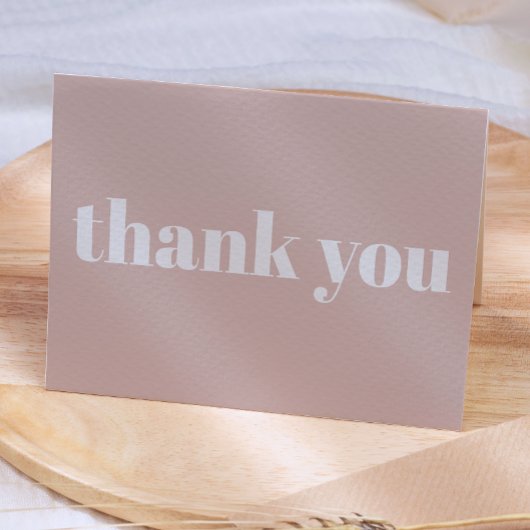 Roze zandsteen typografie babyshower bedankkaart