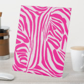 Roze zebra print reclamebord met voetstuk (Insitu)