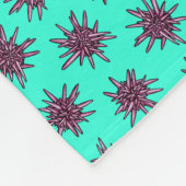 Roze Zee Urchins Aquamarine Fleece Blanket (Hoek)